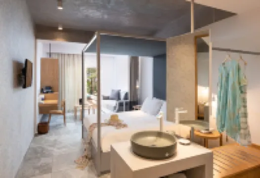 Antigoni Seaside Resort