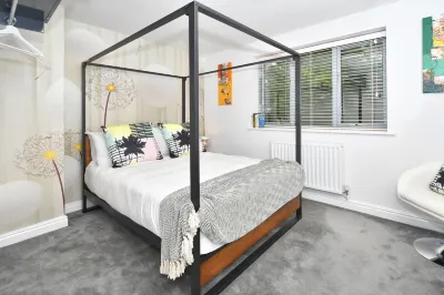 Townhouse @ Aboyne Close Birmingham Hotels in Edgbaston