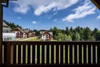 Pohorje Village Wellbeing Resort – Forest Apartments Videc - Vuoristonäköala
