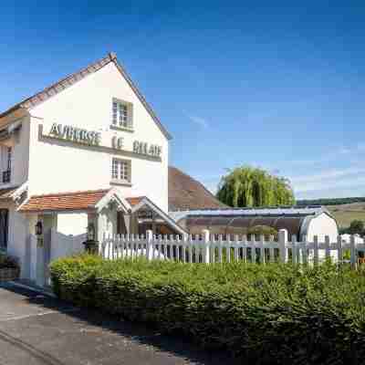 Auberge Le Relais Hotel Exterior