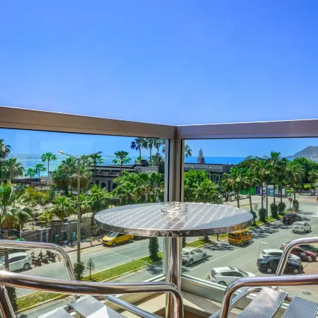Tac Premier Hotel & Spa