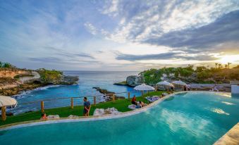 Blue Lagoon Avia Villas