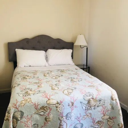 Thunderbird Motel