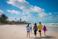 Tropical Beach Resorts - Sarasota - Beach
