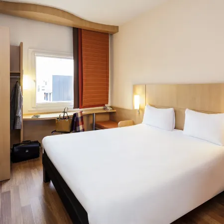 Ibis Girona Costa Brava Hotels in El Girones