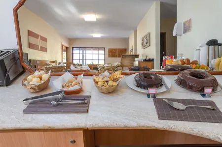 Pousada Golf Village Отели рядом с достопримечательностью «Castelo de Itaipava»