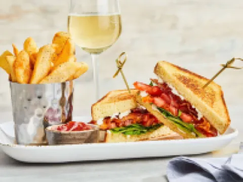 コートヤード バイ マリオット マジソン ウエスト ミドルトン ミドルトンのホテル