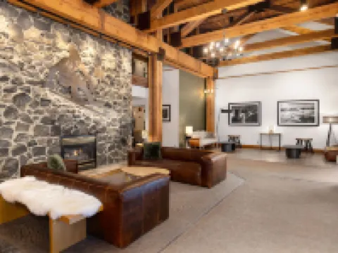 Tantalus Resort Lodge โรงแรมในวิสต์เลอร์