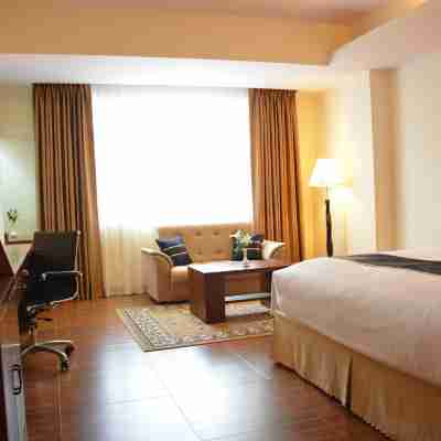 Eastern Palace Hotel Rooms