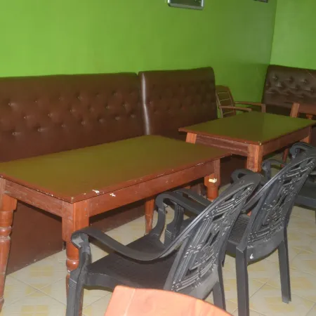 Location Plaza Restaurant