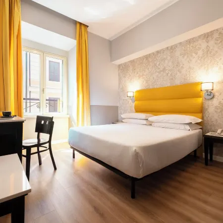 Hotel Virgilio Отели рядом с достопримечательностью «Археологический памятник Регия»