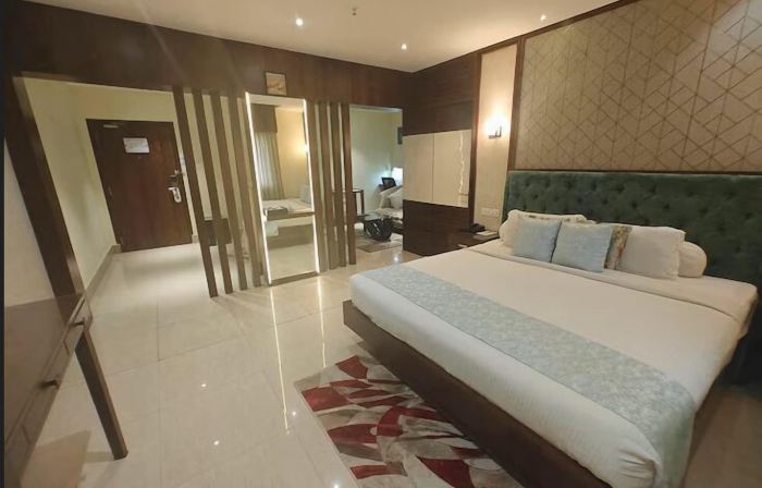 Hotel Radhika Regency