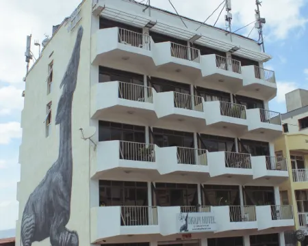 Okapi Hotel Hotel di Kigali