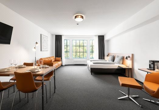 라 서비스드 아파트먼트