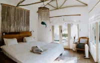 Qambathi Mountain Lodge Hotels in Indlovu DC
