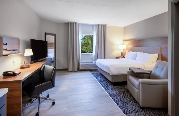 Candlewood Suites 馬納薩斯