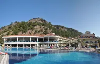 Montebello Resort Hotel - All Inclusive - Beach