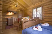 Sfendamos Wood Village Hotel a Vegoritida