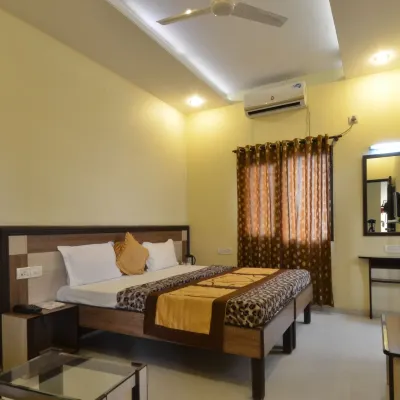 薩諾瓦水壩攝政酒店 鄰近阿卡爾·塔拜特宮的酒店