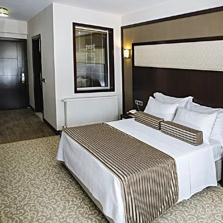 Lavin Hotel & Spa