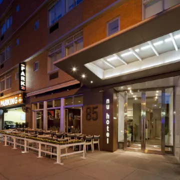 NU Hotel Отели рядом с достопримечательностью «Союз Холл»