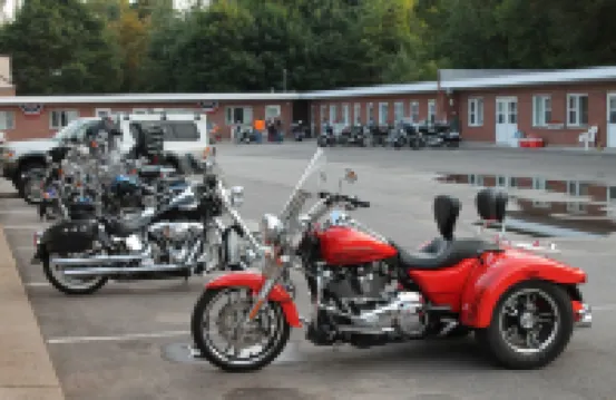 Budget Host Crestview Inn Hotels in Sault Ste. Marie