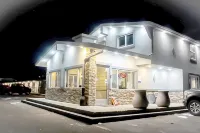 โรดเวย์ อินน์ แคสเปอร์