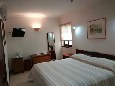 Hotel Balaia Mar Hotel dekat Pine Cliffs Golf Course