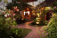 구루 라트나 GKII BUKIT KALVARI BANYUSERI 주변 호텔