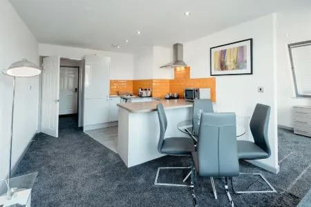 Halifax House Apartments Отели в г. Галифакс