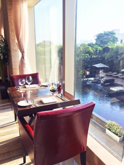 レストラン ル メリディアン グルガオン デリー NCRの写真