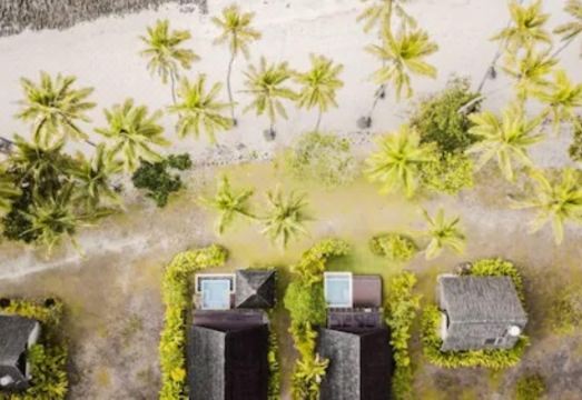 탐부아 샌즈 비치 리조트 수영장