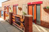 Claxton Hotel Hotels near The Teesside Coffee Company