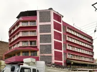 Maru B Courts Hotel Hotele w: Nyeri