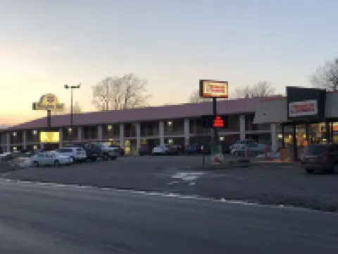 Knights Inn Oswego East Hoteles en Oswego