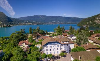 Hotel du Lac