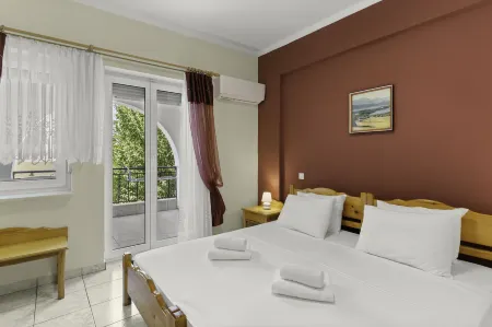 Delphin Rooms Sivota