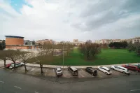 Sancho Ramirez - parking