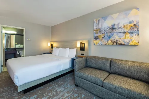 Comfort Inn Airport East Hotels in L'Ancienne-Lorette