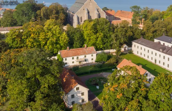 達爾斯特羅斯卡花園民宿