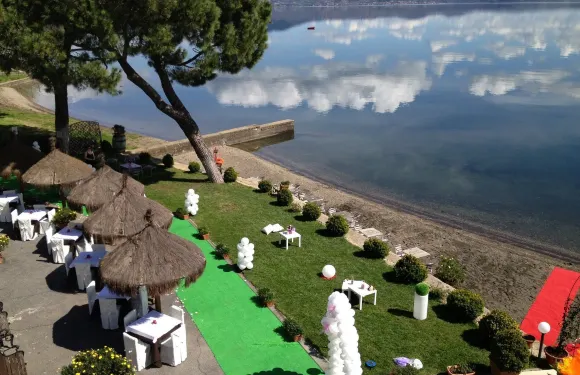 艾伯塔里斯特酒店阿爾弗雷多佩施切拉酒店