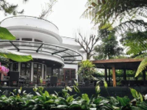 House Sangkuriang Hotels in Coblong