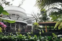 House Sangkuriang Hotels in 