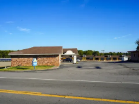 克拉克斯維爾日落酒店 克拉克斯維爾酒店