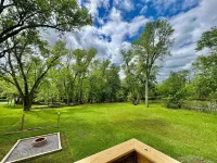 Charming 2-bedroom Cottage by the River