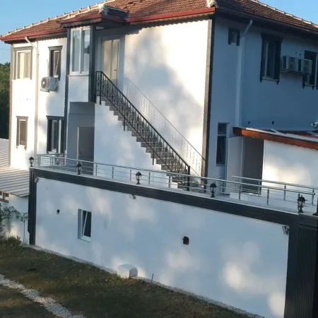 Pasha Boutique Apart Hotel Отели рядом с достопримечательностью «Ярмарка в Ялова»