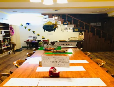 Aqua de Vida Отели рядом с достопримечательностью «Shree Kainchi Hanuman Mandir»