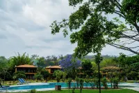 Tarangi Resort and Spa - Pool