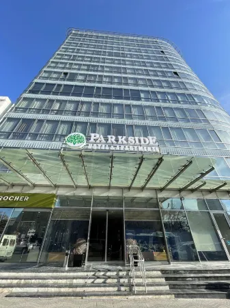 Parkside Hotel & Apartments Отели рядом с достопримечательностью «Дворец Ширваншахов»
