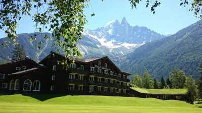 Hôtel Labrador Chamonix Hotels near Grotte de Glace